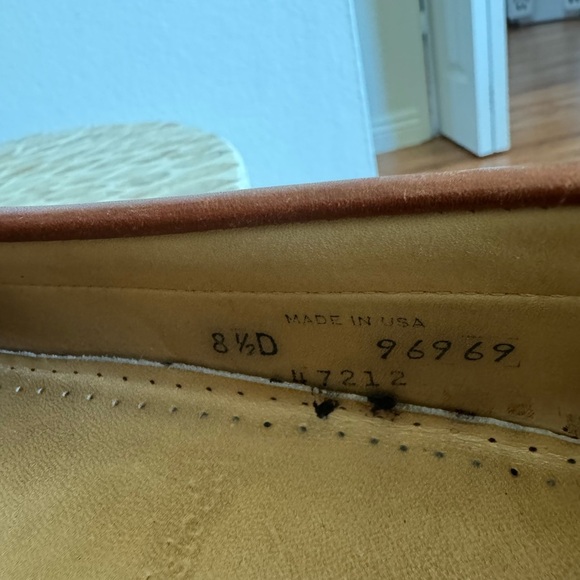 Allen Edmonds Woodstock Men's Black and Brown Leather Loafers size 8.5 D - Picture 8 of 9